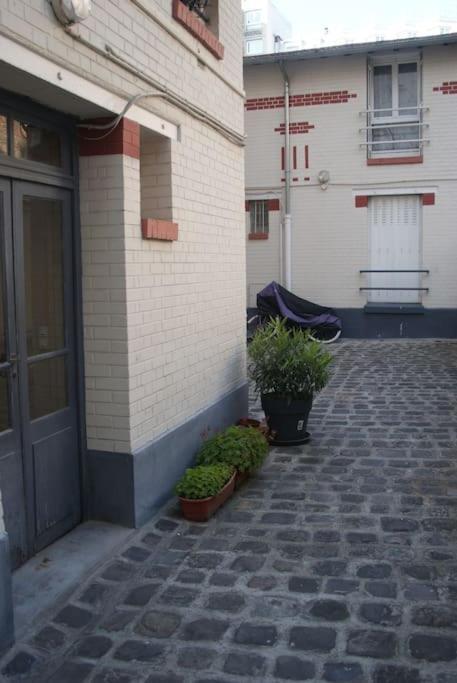 Joli Appart A 10 Minutes De Paris En Metro - Parking Offert Сент-Уан Экстерьер фото